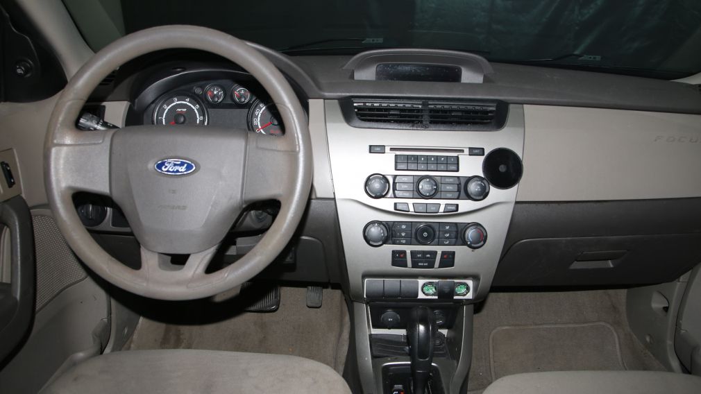 2008 Ford Focus S #13