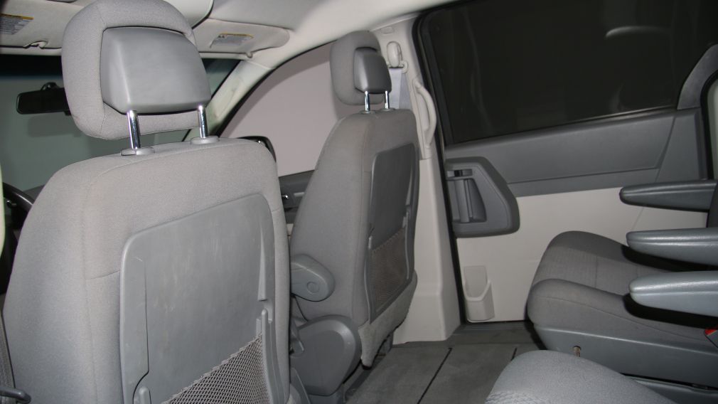 2010 Dodge GR Caravan SE #16