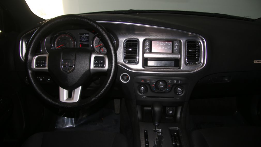2011 Dodge Charger SE #12