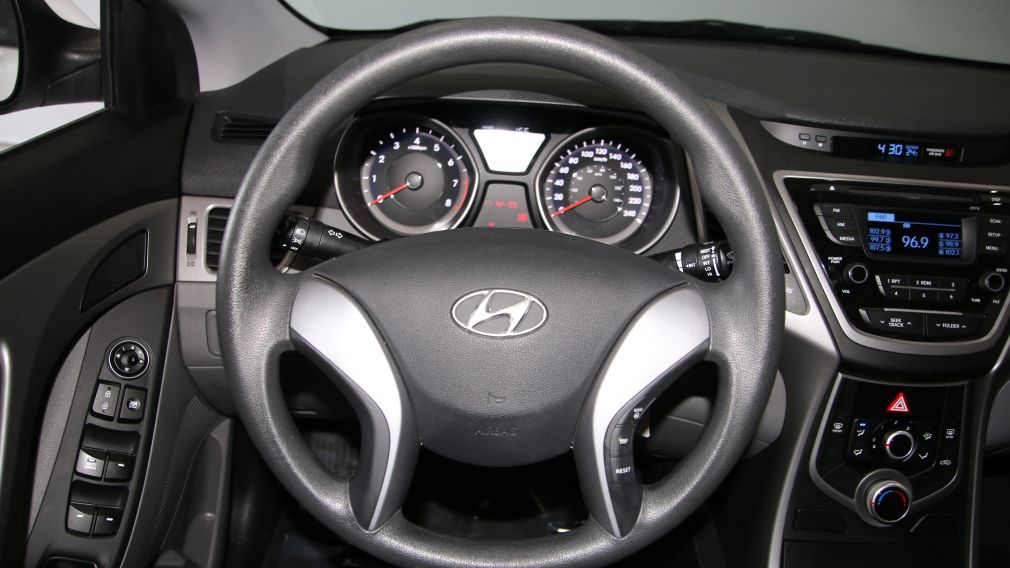 2016 Hyundai Elantra L #15