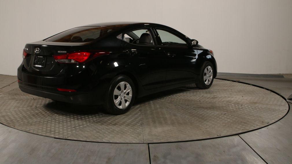 2016 Hyundai Elantra L #15