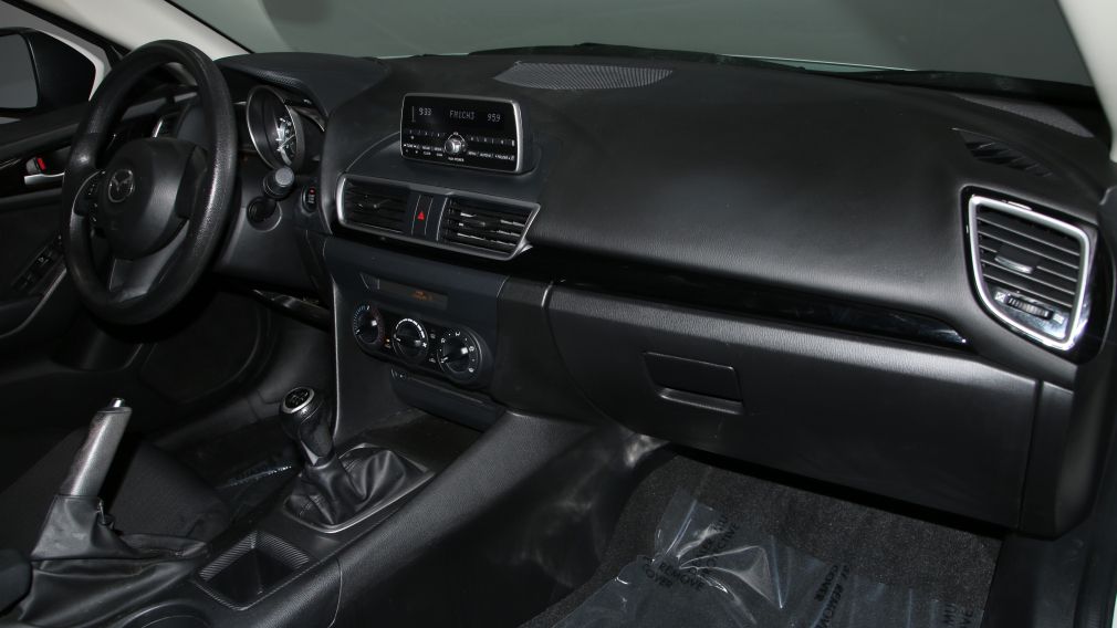 2015 Mazda 3 GX #20