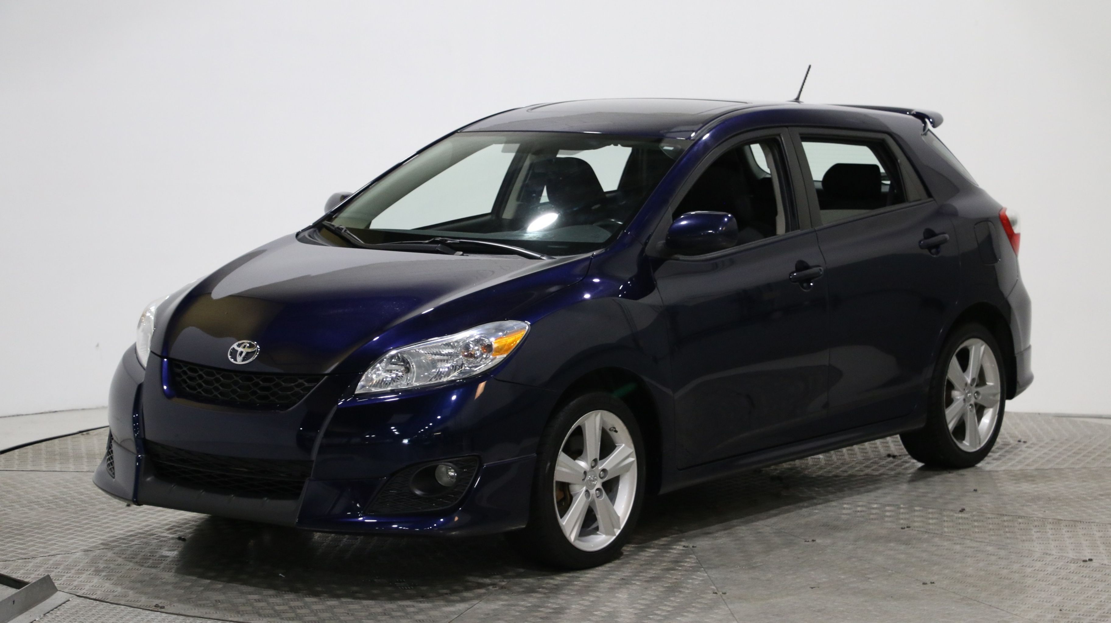 Toyota Matrix 2010 XR AUTO A/C GR ELECTRIQUE MAGS usagée et d’occasion