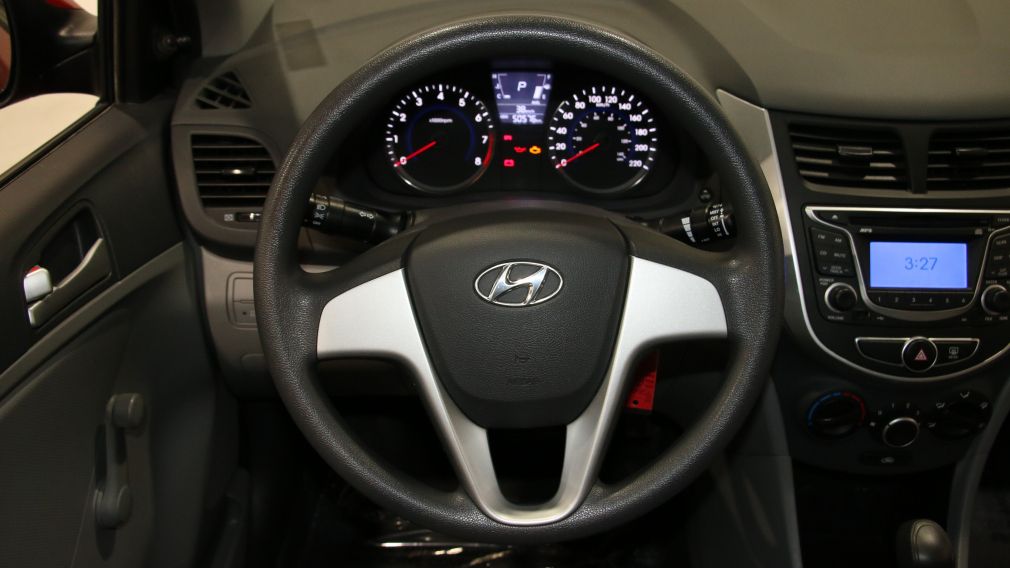 2013 Hyundai Accent L #39