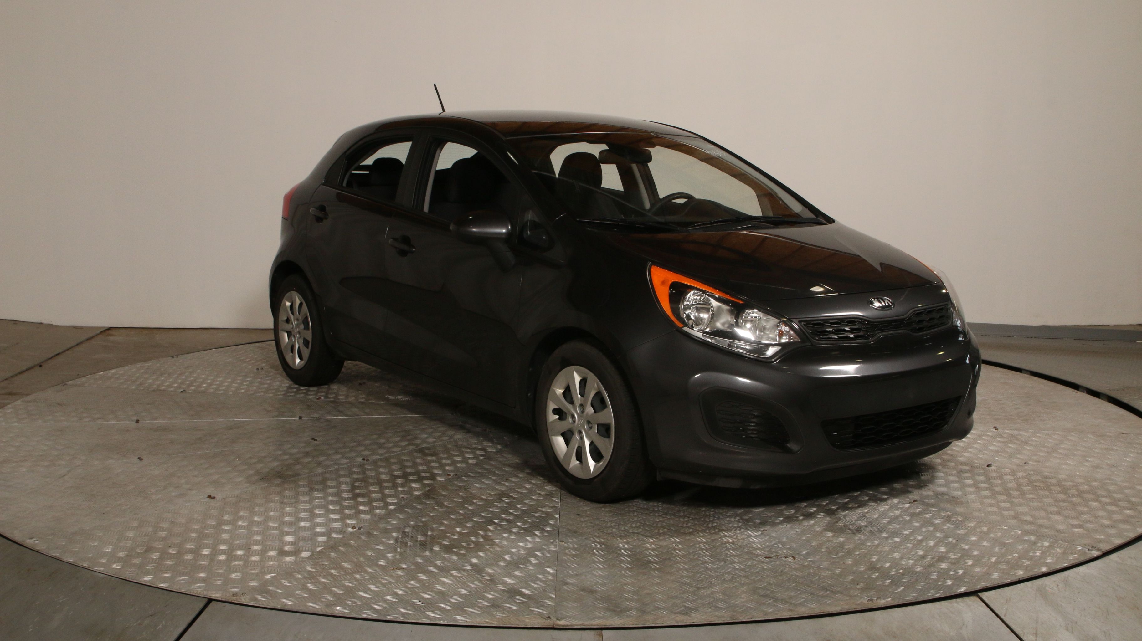 Kia rio 2014 хэтчбек