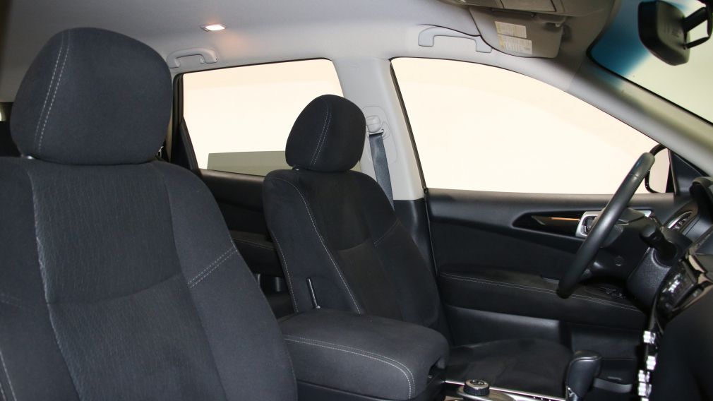 2015 Nissan Pathfinder SV 4WD 7 PASSAGERS #26