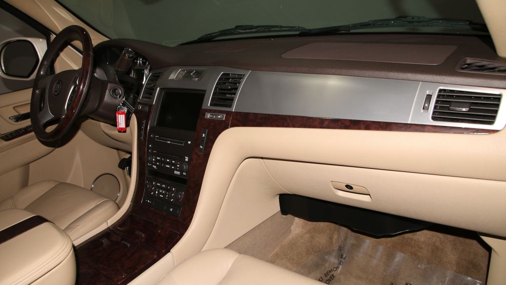 2010 Cadillac Escalade Premium #30