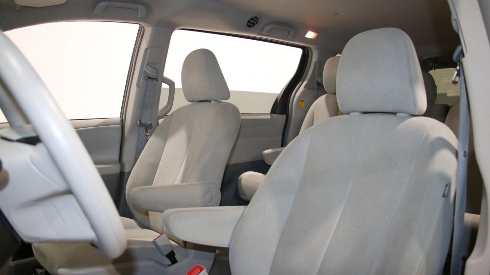 2013 Toyota Sienna V6 7 PASSAGERS #8