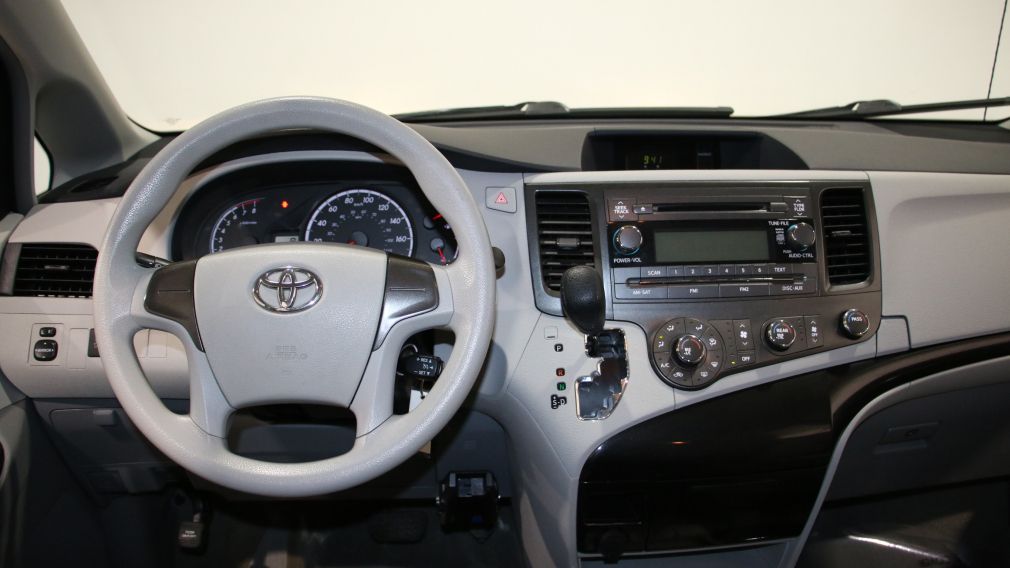 2013 Toyota Sienna V6 7 PASSAGERS #11