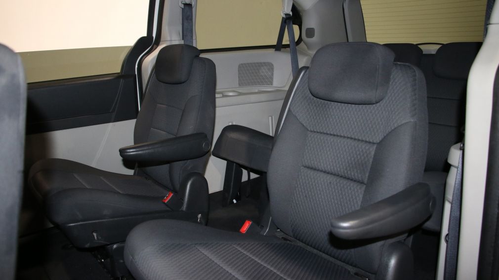 2010 Dodge GR Caravan SXT 4.0 L STOW'N GO BLUETOOTH MAGS #21