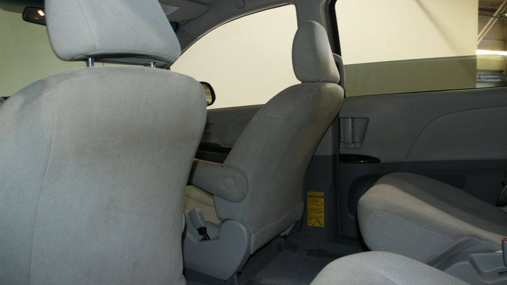 2013 Toyota Sienna 5 PORTE V6 7 PASS #10