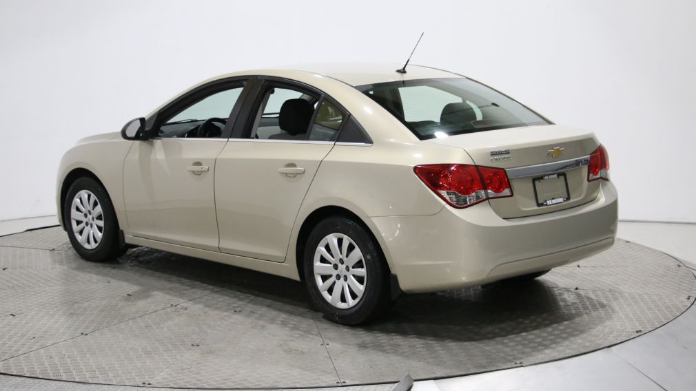 2011 Chevrolet Cruze LS #29