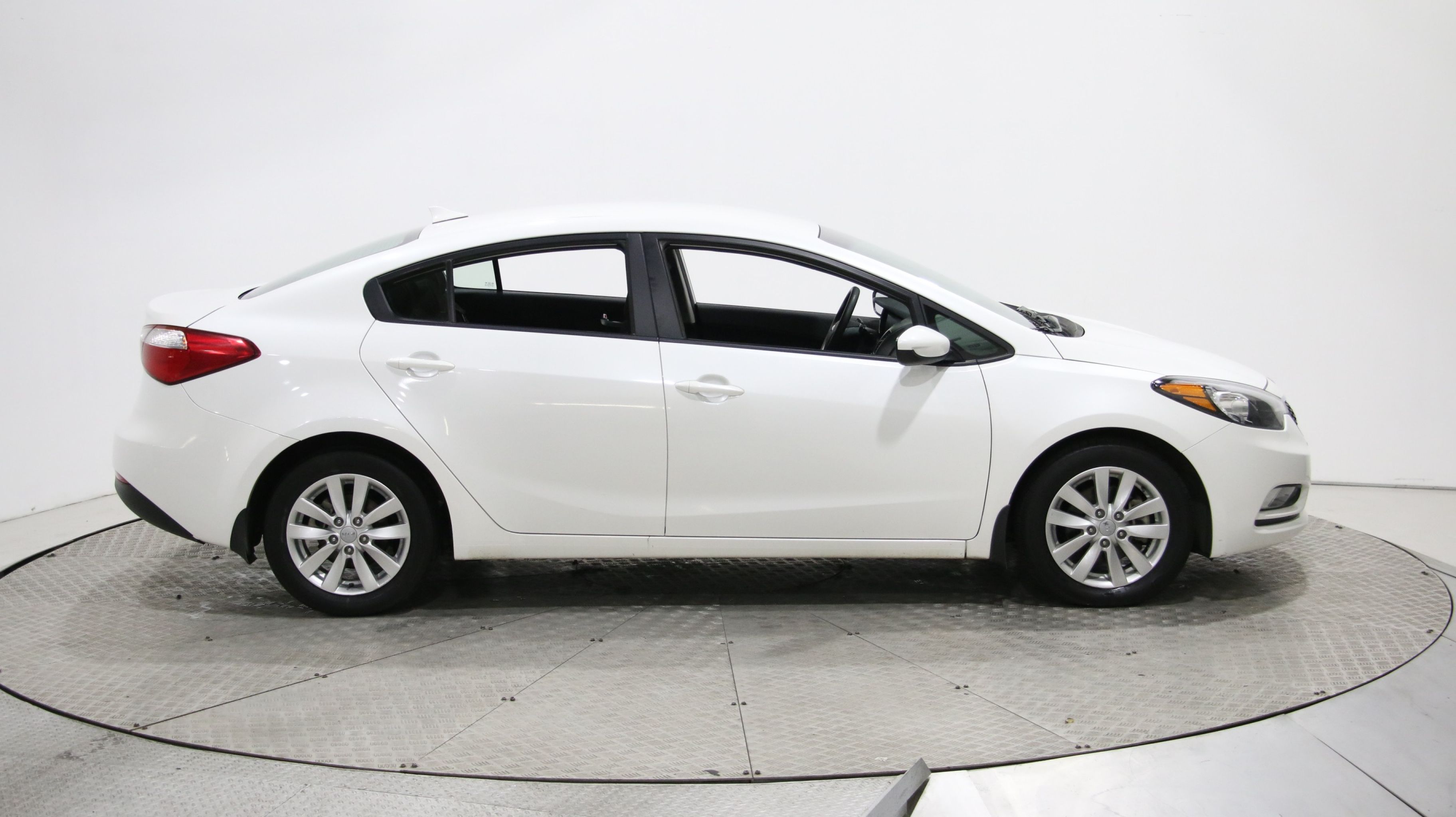 Kia forte 4