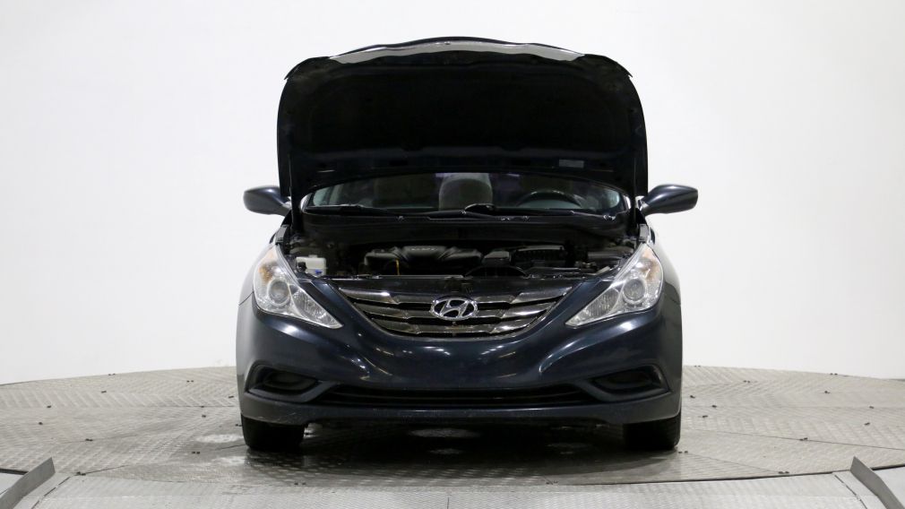 2011 Hyundai Sonata GL #25