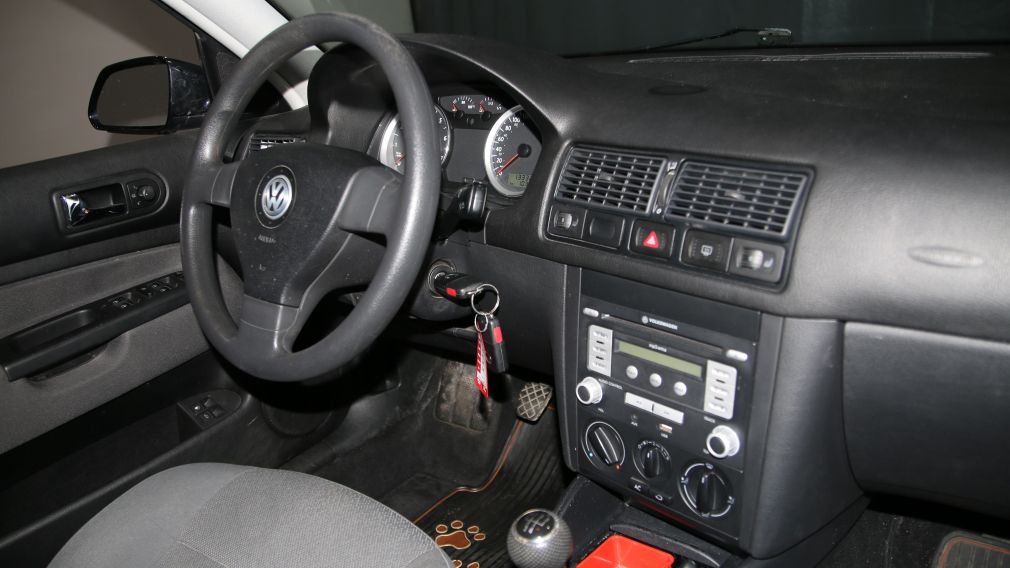 2010 Volkswagen Golf 4dr HB Man A/C GR ELECT #22