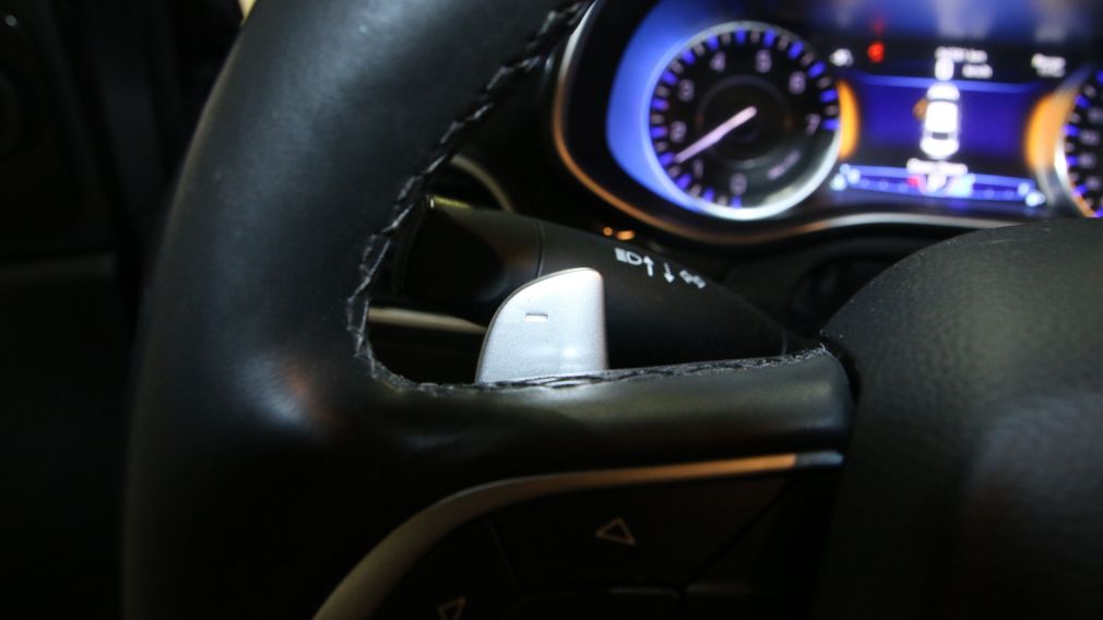 2015 Chrysler 200 C CUIR TOIT PANO GPS #19