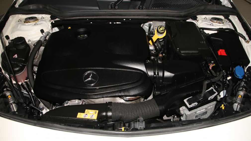 2015 Mercedes Benz CLA A/C BLUETOOTH CUIR NAV MAGS #28