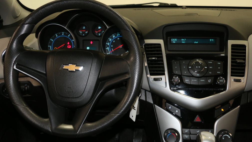 2011 Chevrolet Cruze LS AUTO AUX #12