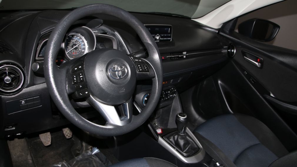 2016 Toyota Yaris 4dr Sdn Man #8