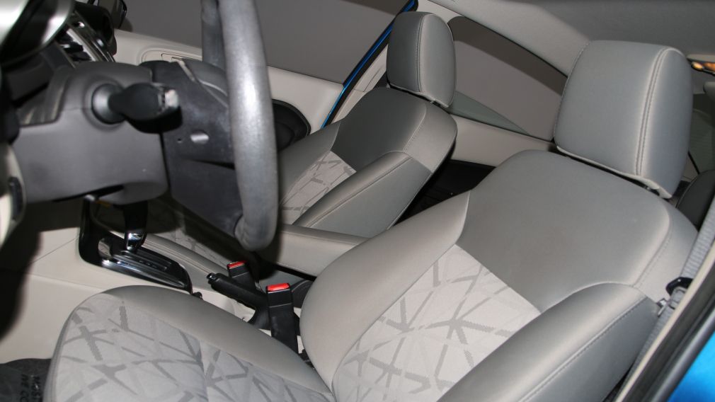 2012 Ford Fiesta SE A/C GR ELECT #10