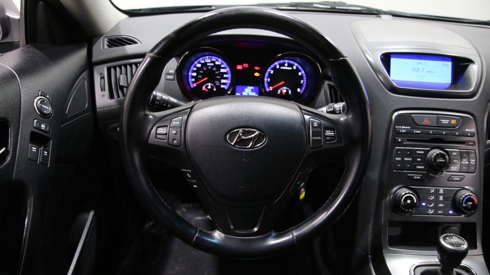 2012 Hyundai Genesis Coupe 2dr I4 Man #14