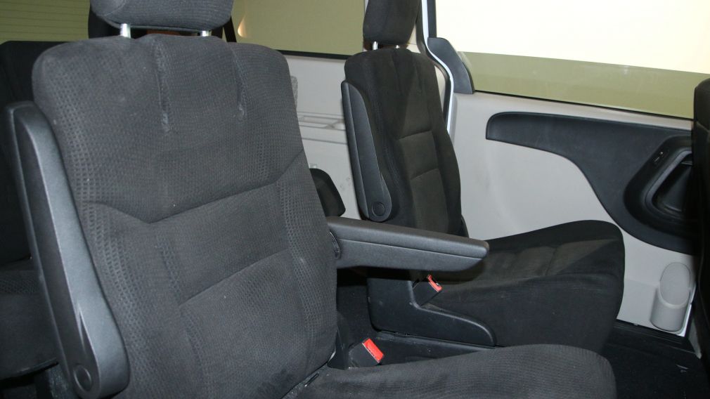 2015 Dodge GR Caravan SXT 7 PASS A/C CRUISE CONTROL GRP ELECT #27