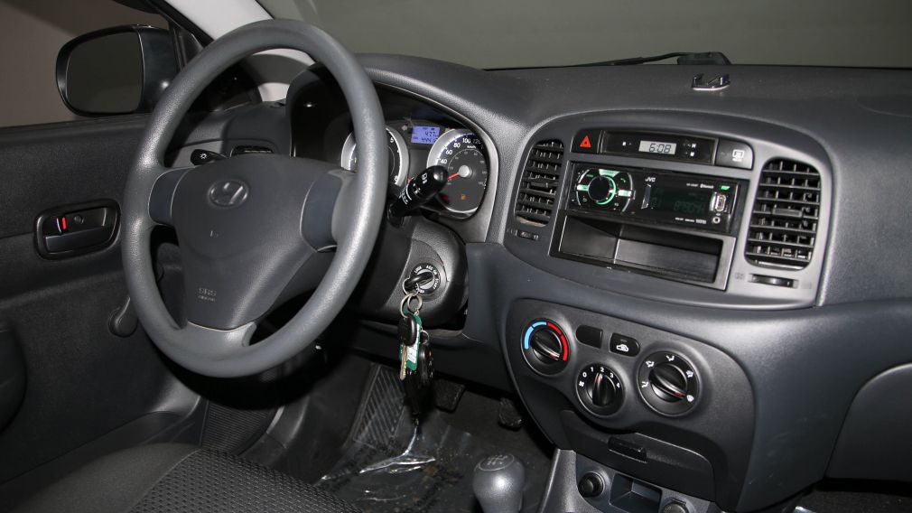 2011 Hyundai Accent L SPORT TOIT OUVRANT BAS KILOMETRAGE #19