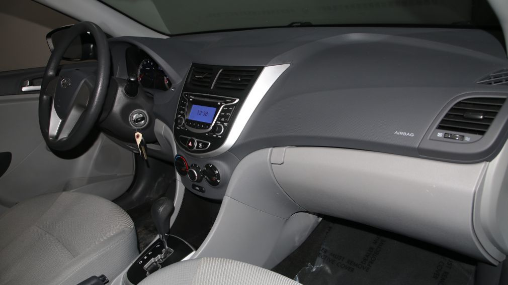 2013 Hyundai Accent L AUTO BAS KILOS #16