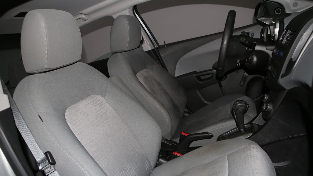 2014 Chevrolet Sonic LS AUTO A/C #19