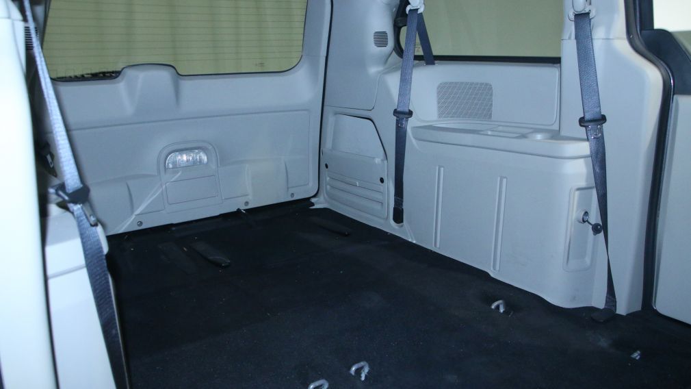 2015 Dodge GR Caravan SXT 7 PASS A/C GRP ELEC #38