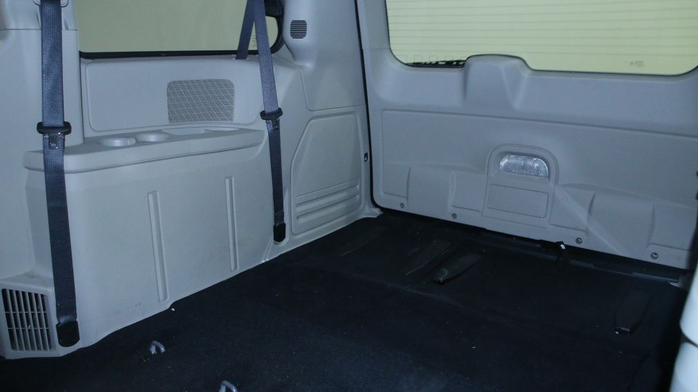 2015 Dodge GR Caravan SXT 7 PASS A/C GRP ELEC #40