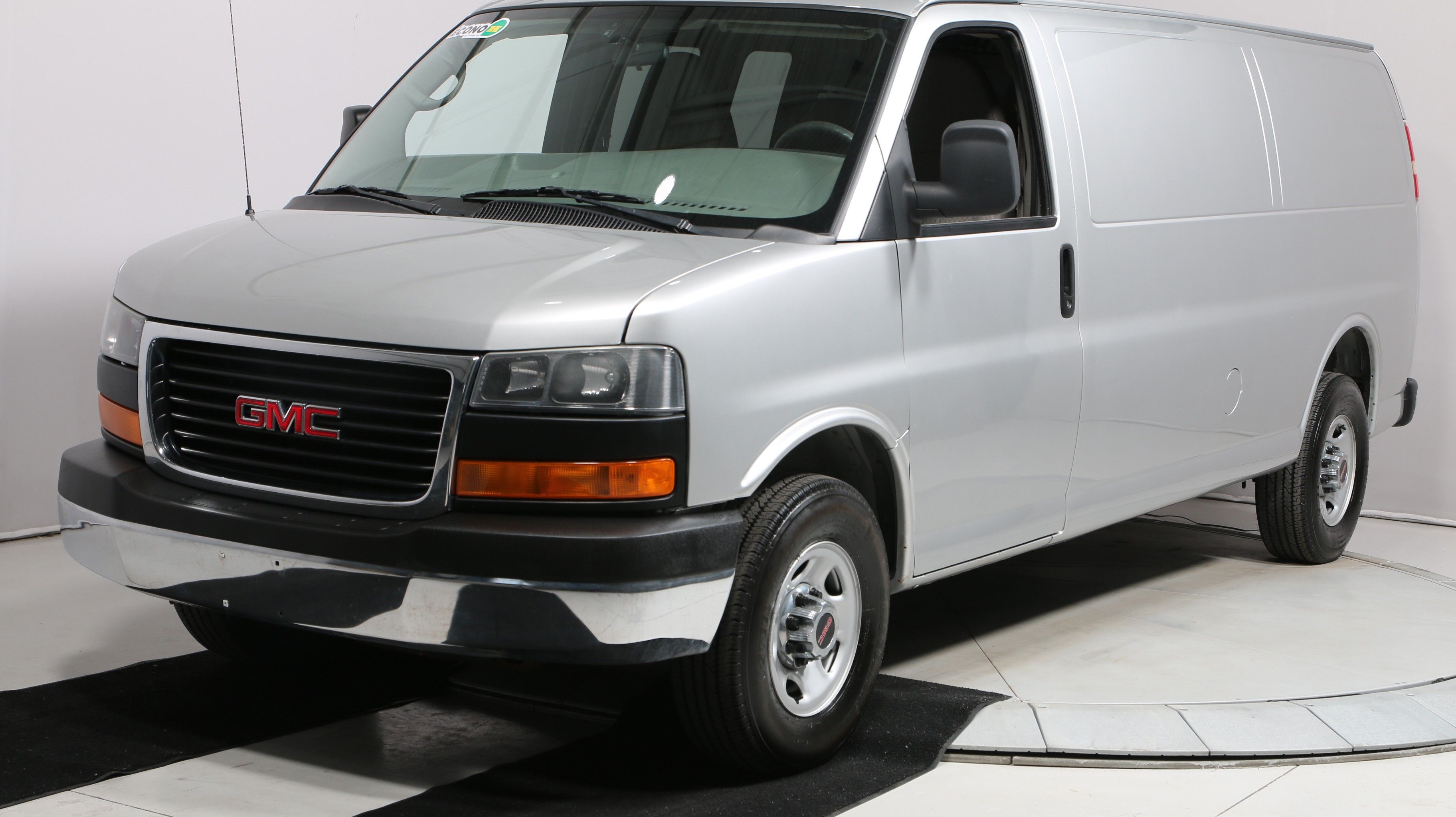 Gmc savana 2011