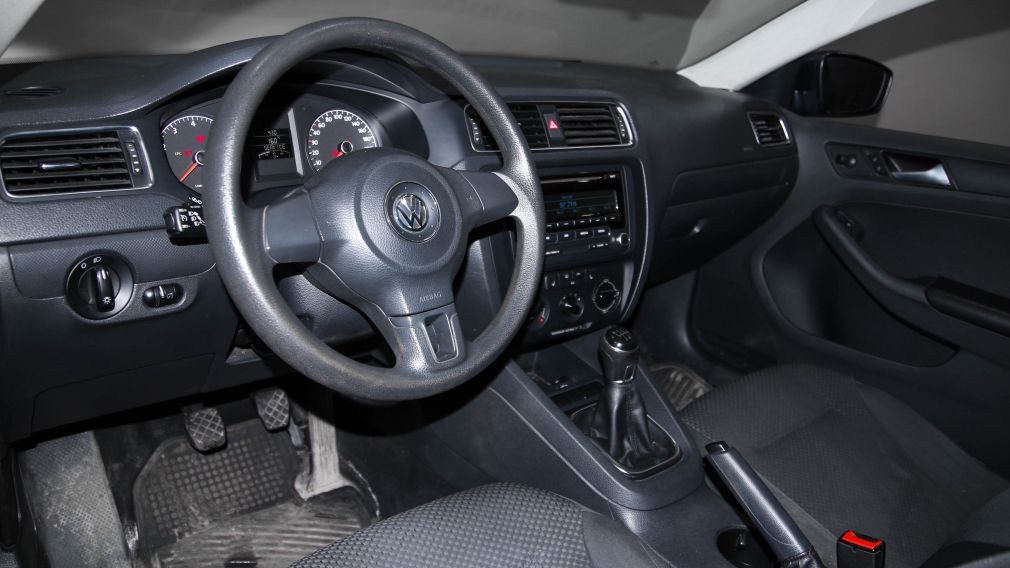 2013 Volkswagen Jetta Trendline A/C GR ELECT MAGS #9