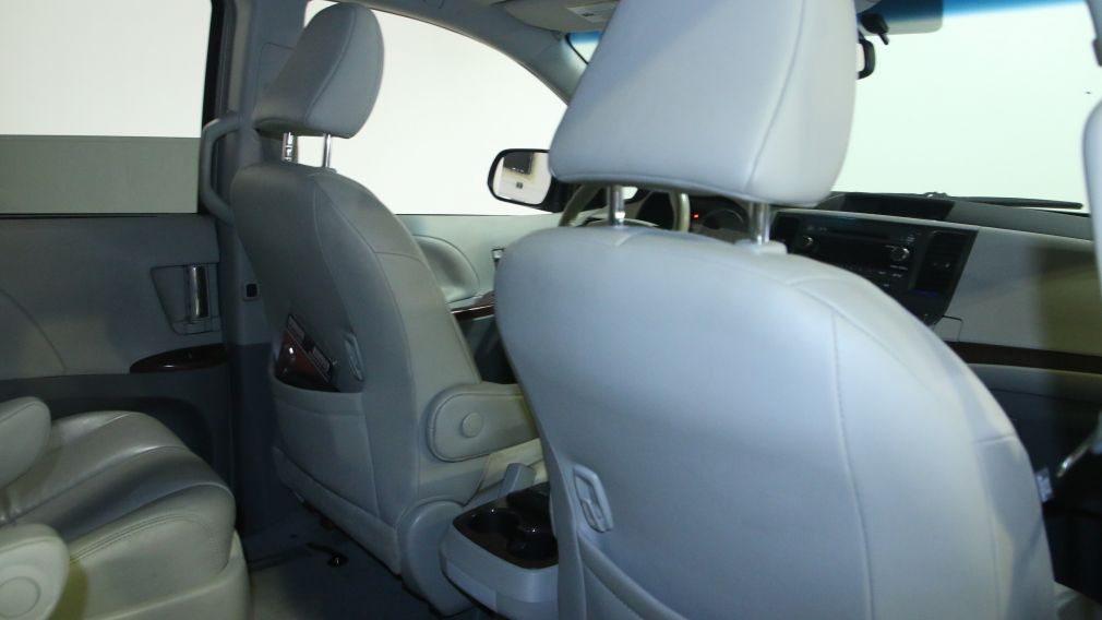 2014 Toyota Sienna XLE AWD 7 PASS TOIT CUIR #36