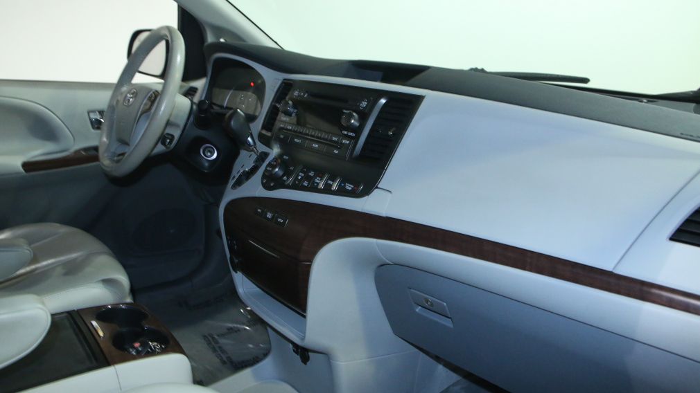 2014 Toyota Sienna XLE AWD 7 PASS TOIT CUIR #37