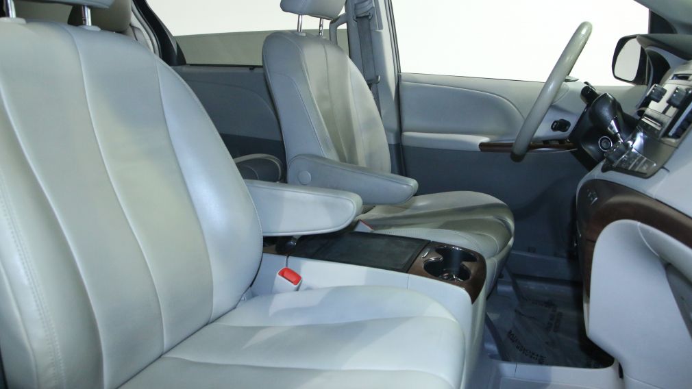 2014 Toyota Sienna XLE AWD 7 PASS TOIT CUIR #38