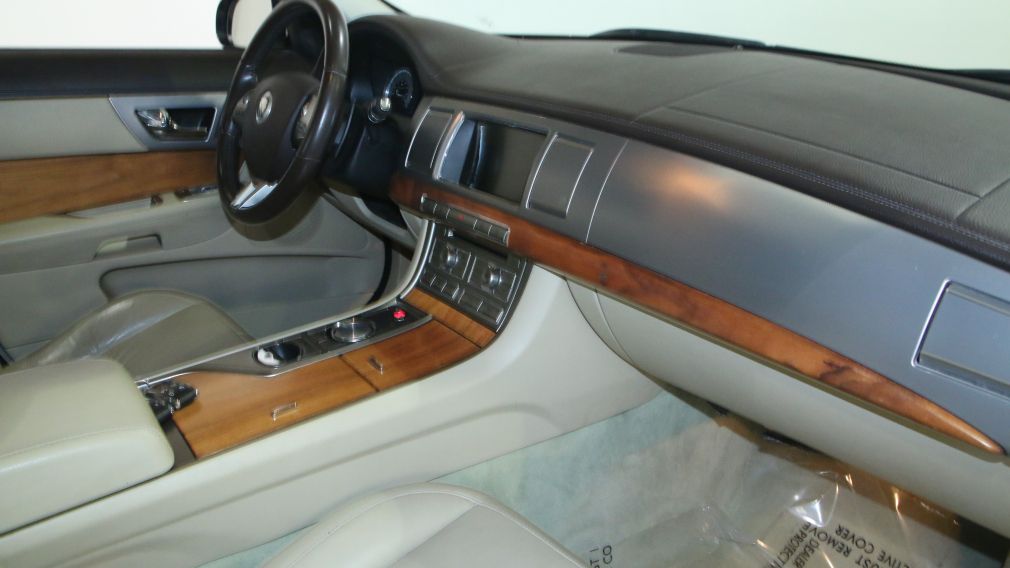 2010 Jaguar XF Luxury CUIR TOIT GRP ELEC #29