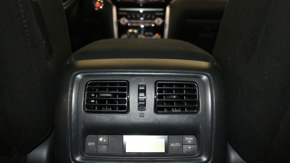 2015 Nissan Pathfinder S #22