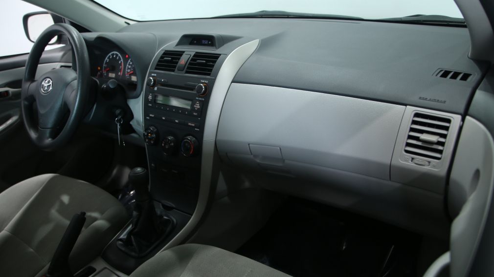 2013 Toyota Corolla CE #19