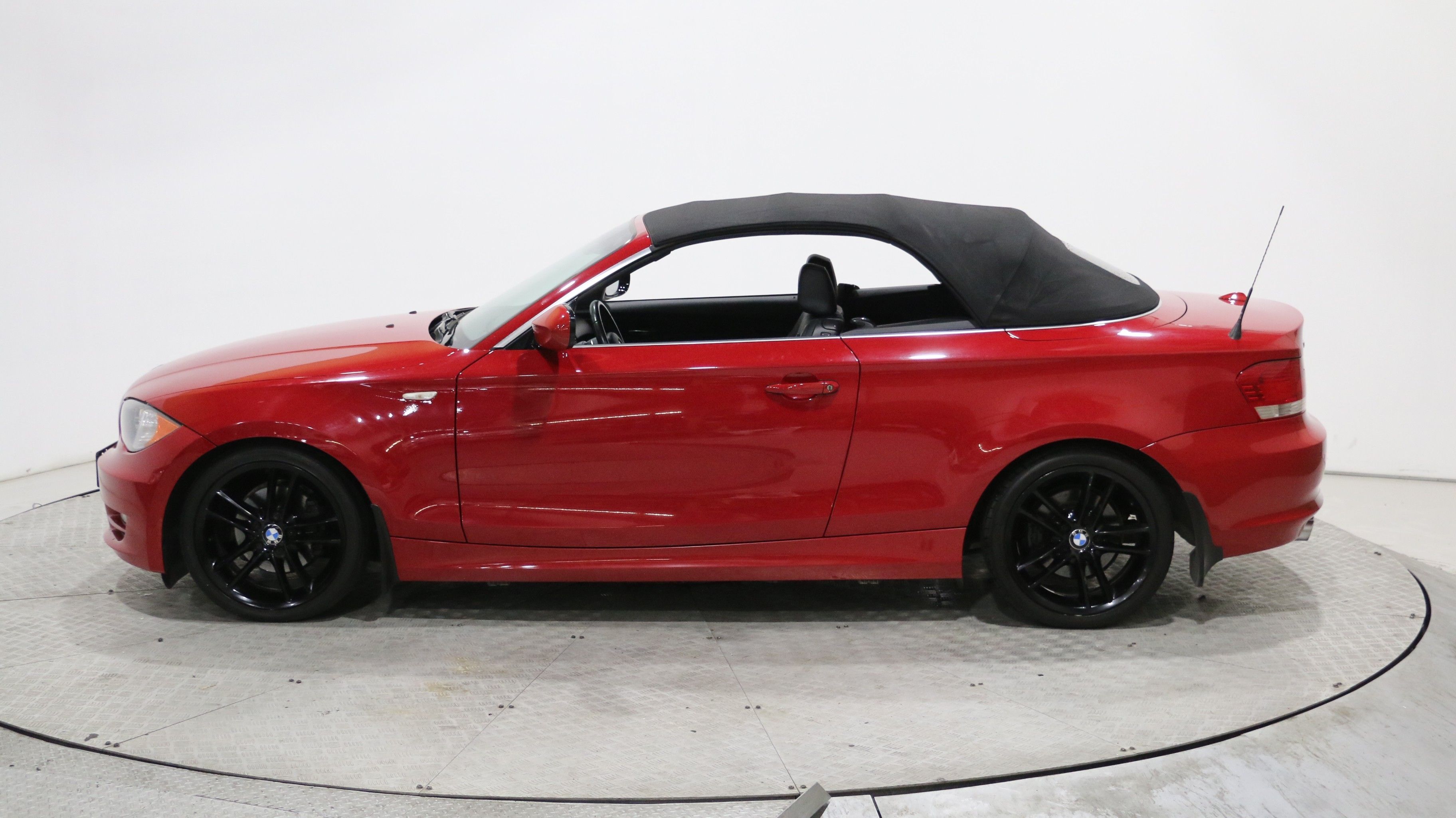 BMW 128I 2011 128i AUTO CONVERTIBLE MAGS A/C GR ELECT BLUETOOTH usagée ...