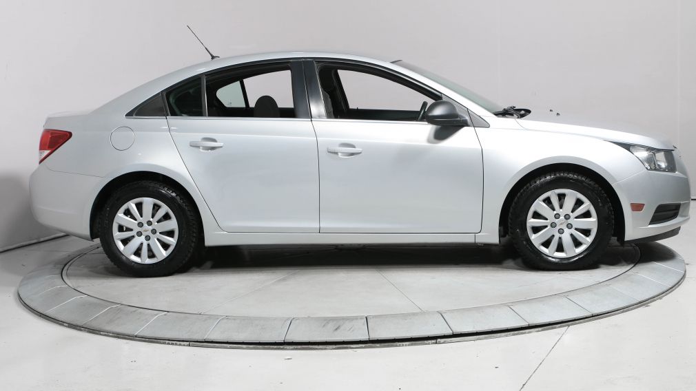 2011 Chevrolet Cruze LS AUTO #5