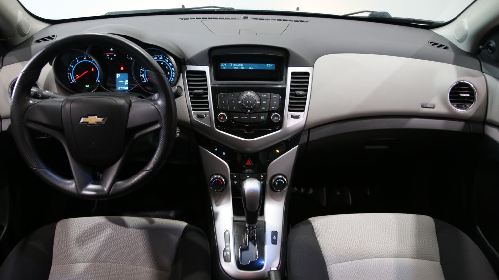 2011 Chevrolet Cruze LS AUTO #9