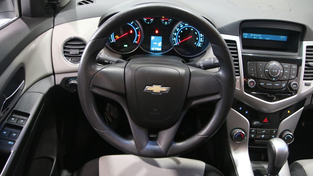 2011 Chevrolet Cruze LS AUTO #11