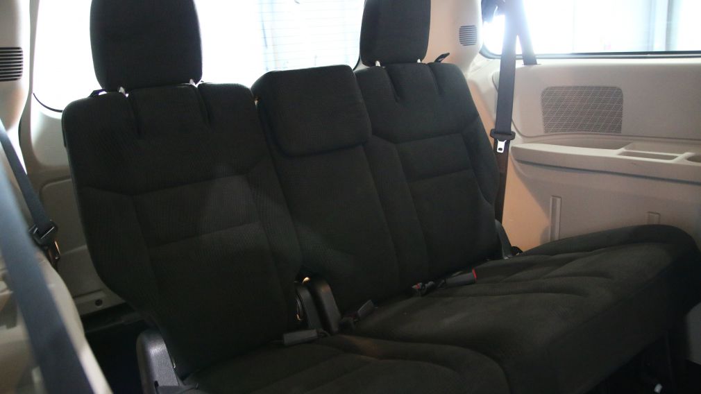 2015 Dodge GR Caravan SXT STOW’N’GO A/C GR ELECT #19