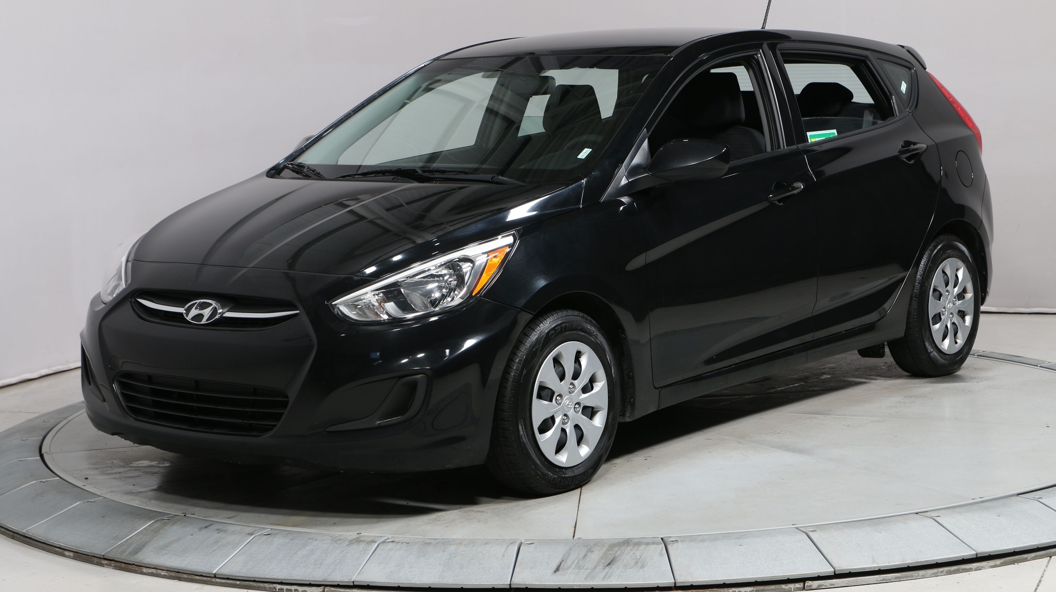 Hyundai Accent 2017 GL AUTO A/C GR ELECT BLUETOOTH usagée et d’occasion ...