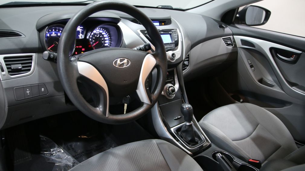 2012 Hyundai Elantra L #9