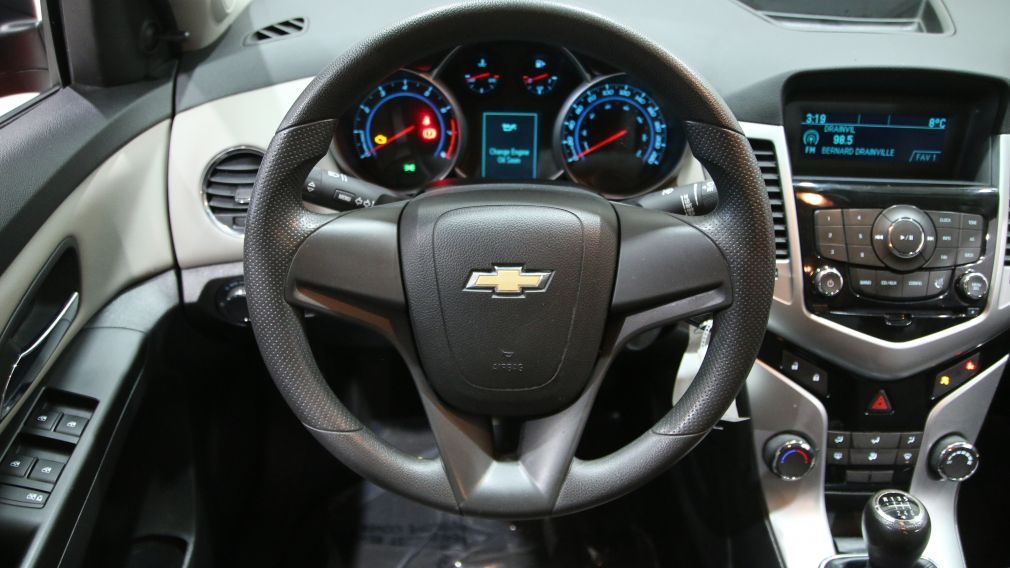 2014 Chevrolet Cruze LS #14