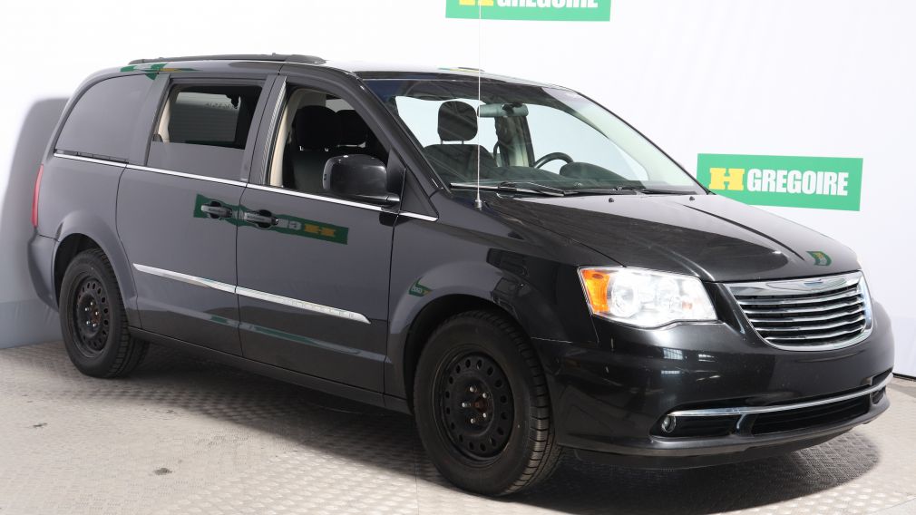 2014 Chrysler Town And Country Touring #0