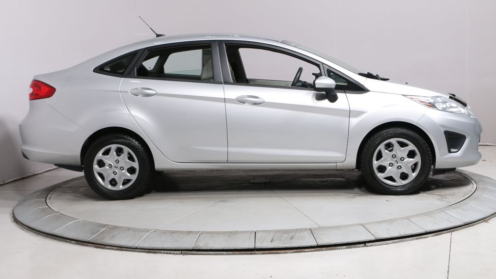 2011 Ford Fiesta S #6