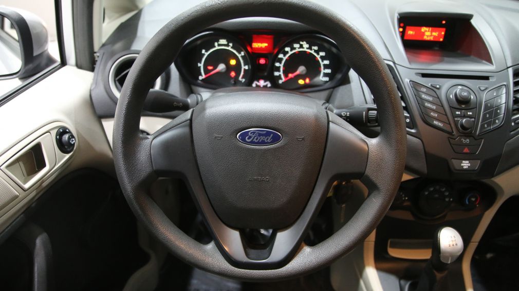 2011 Ford Fiesta S #11